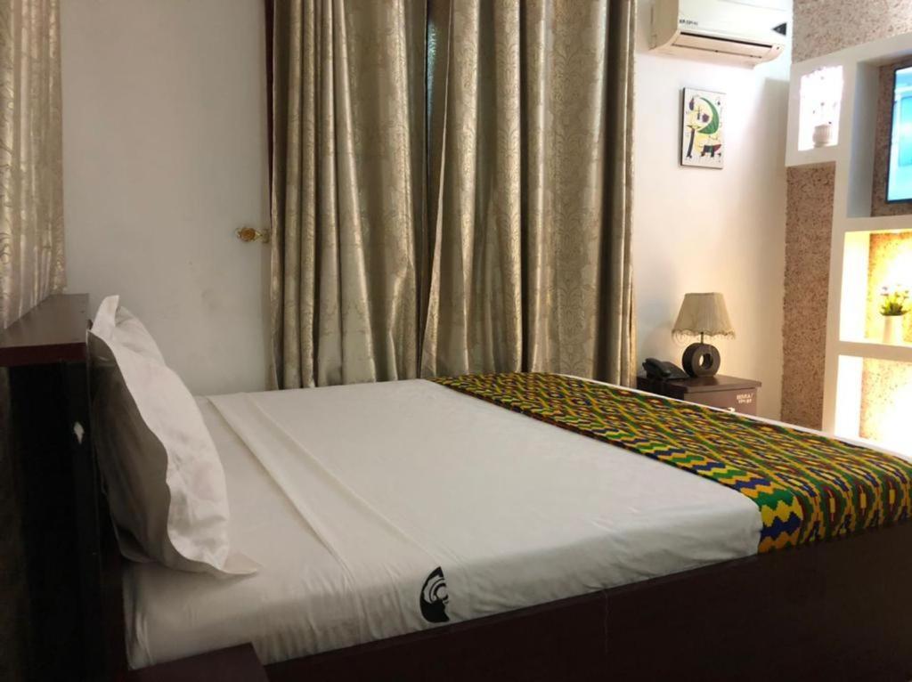 Ridma Hotel Gbawe 外观 照片